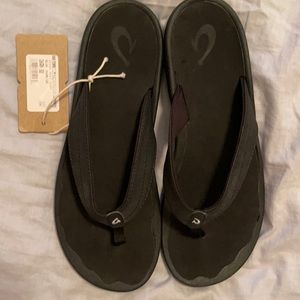 OluKai Sandals